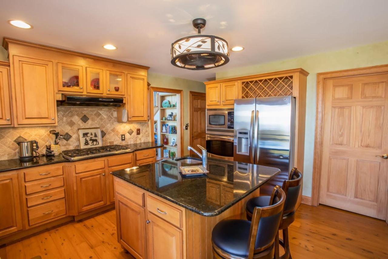 Mile High Lodge Beech Mountain Bagian luar foto