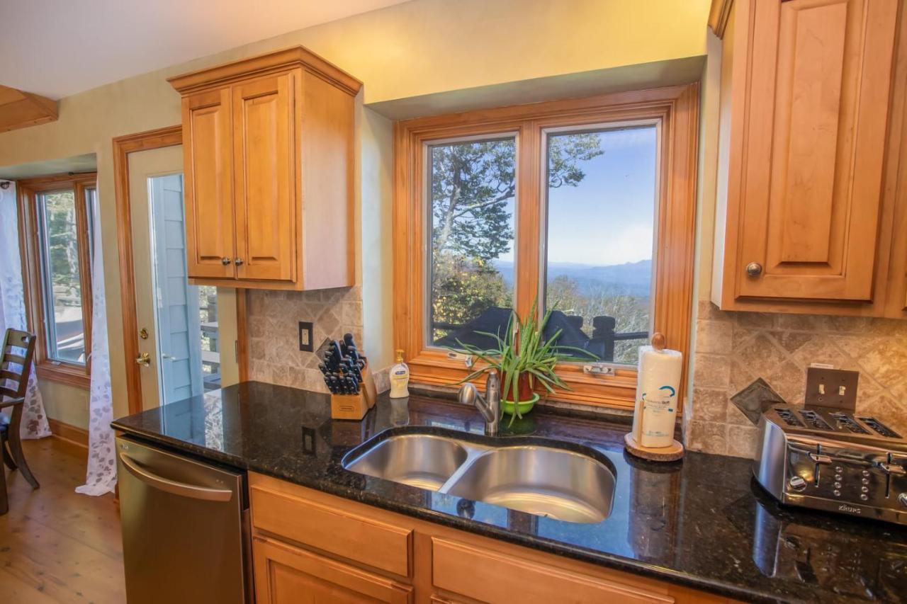 Mile High Lodge Beech Mountain Bagian luar foto